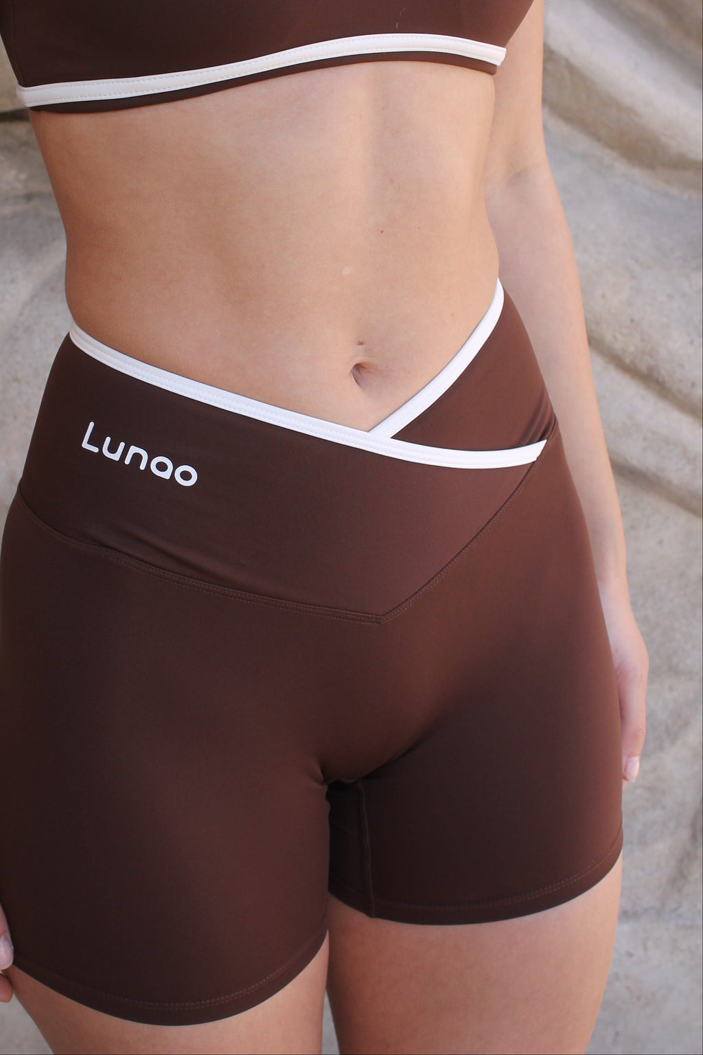 Short sculptant Lunao Pulse marron